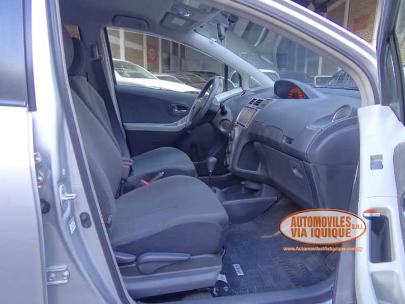 
								TOYOTA NEW VITZ AÑO 2010 full									