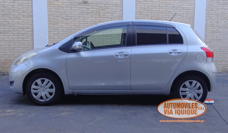 
								TOYOTA NEW VITZ AÑO 2010 full									