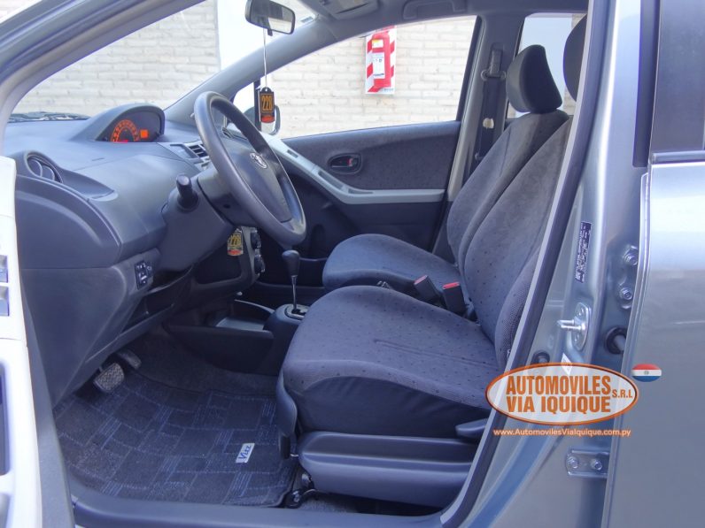 
								TOYOTA NEW VITZ AÑO 2007 full									