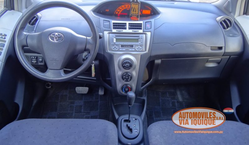
								TOYOTA NEW VITZ AÑO 2007 full									