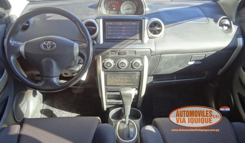 
								TOYOTA IST AÑO 2004 full									