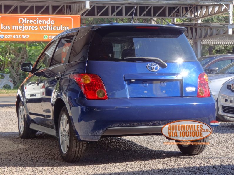 
								TOYOTA IST AÑO 2004 full									