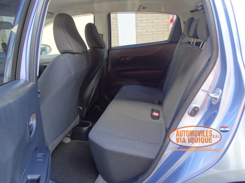 
								TOYOTA VITZ AÑO 2013 full									