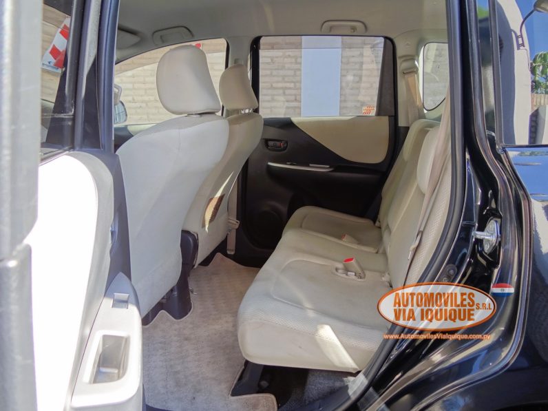 
								TOYOTA RACTIS AÑO 2010 full									
