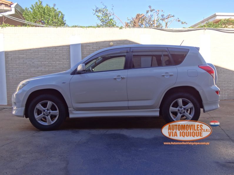 
								TOYOTA RAV4 AÑO 2006 full									
