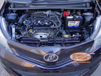 TOYOTA VITZ AÑO 2014