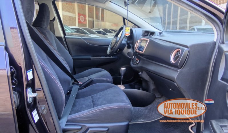 
								TOYOTA VITZ AÑO 2014 full									