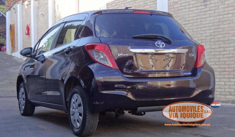 
								TOYOTA VITZ AÑO 2014 full									