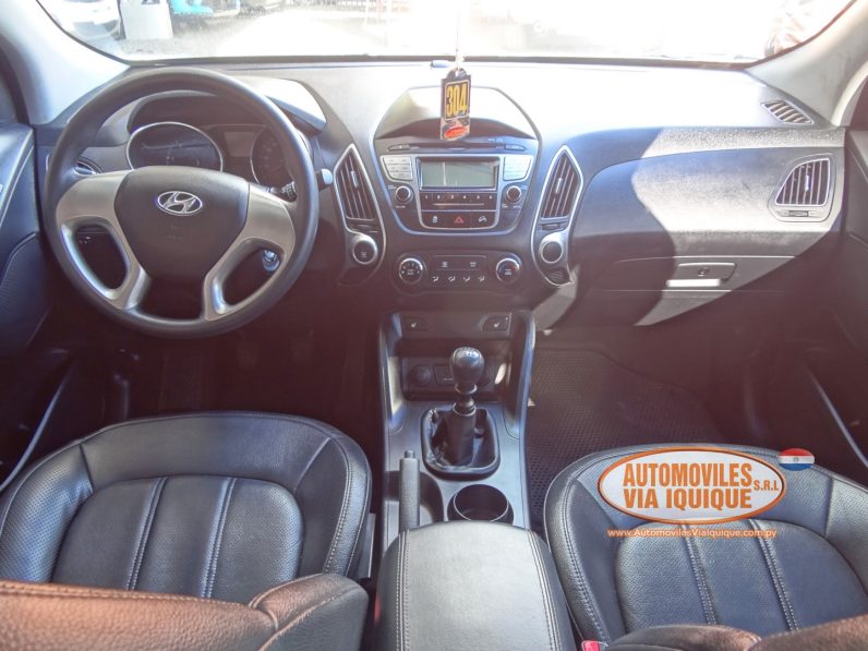 
								HYUNDAI TUCSON AÑO 2012 full									