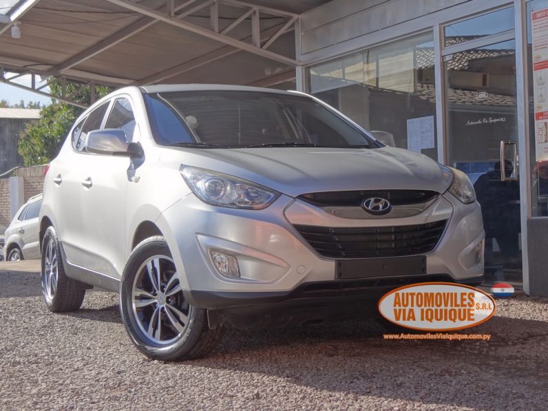 
								HYUNDAI TUCSON AÑO 2012 full									
