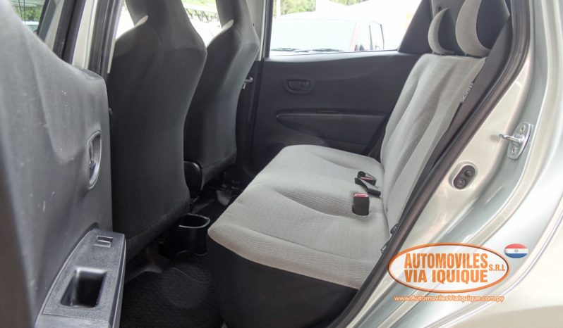 
								TOYOTA VITZ 2011 full									