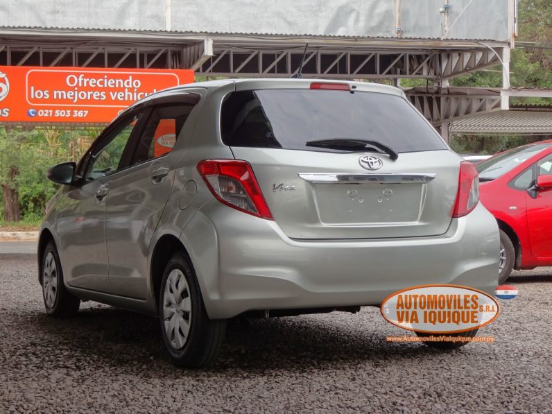 
								TOYOTA VITZ 2011 full									