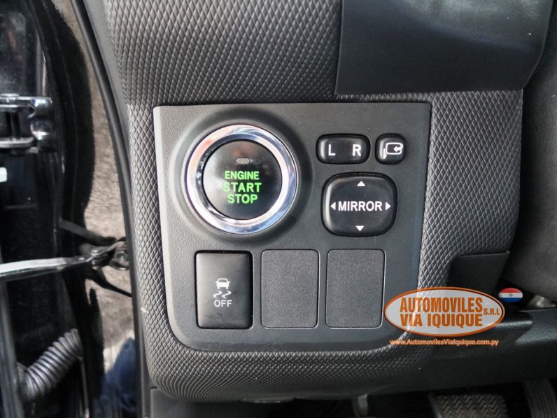 
								TOYOTA NEW WISH AÑO 2009 full									
