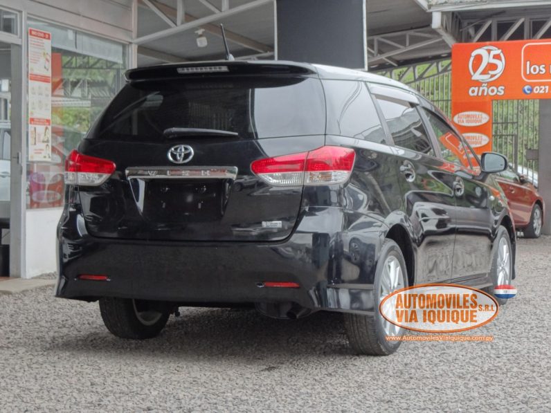 
								TOYOTA NEW WISH AÑO 2009 full									