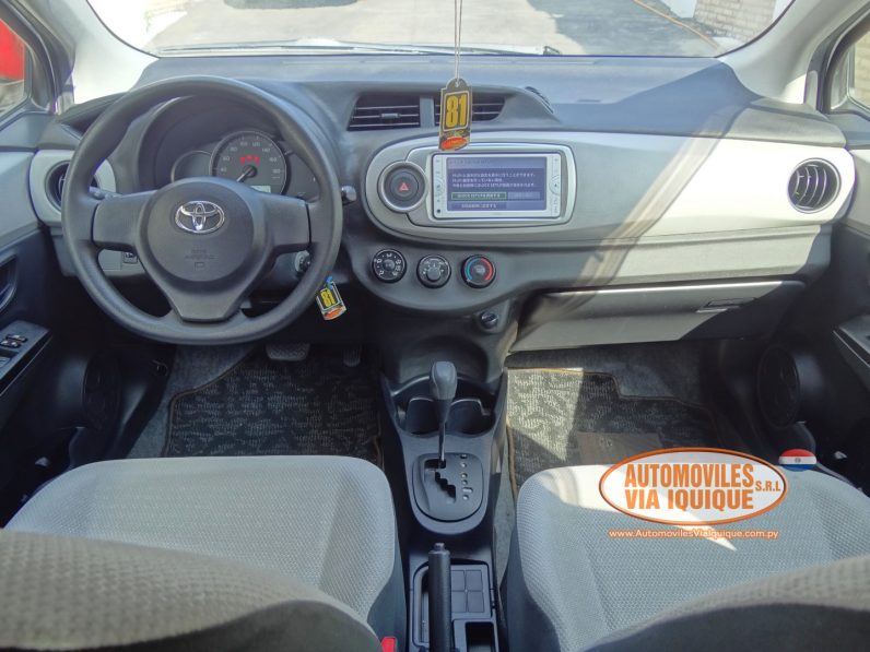 
								TOYOTA NEW VITZ AÑO 2013 full									