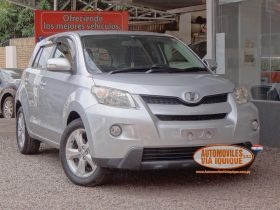 TOYOTA IST AÑO 2007