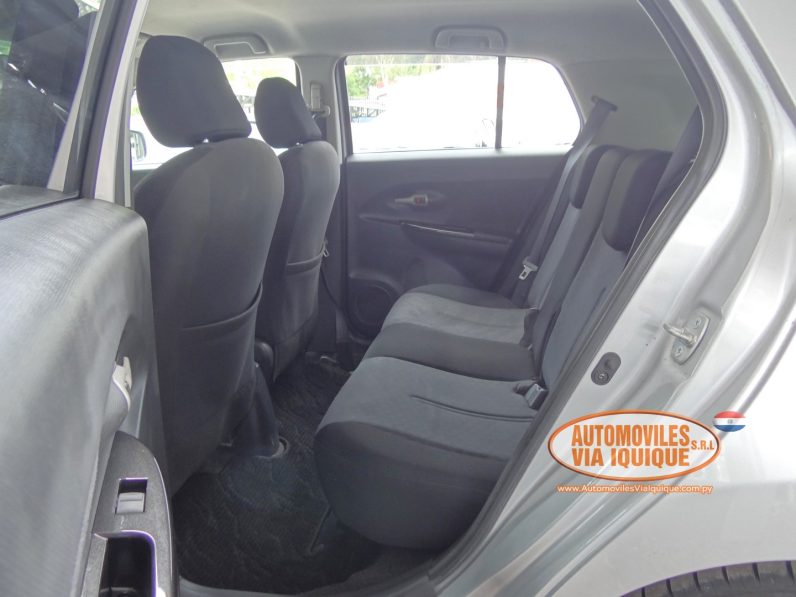 
								TOYOTA IST AÑO 2007 full									