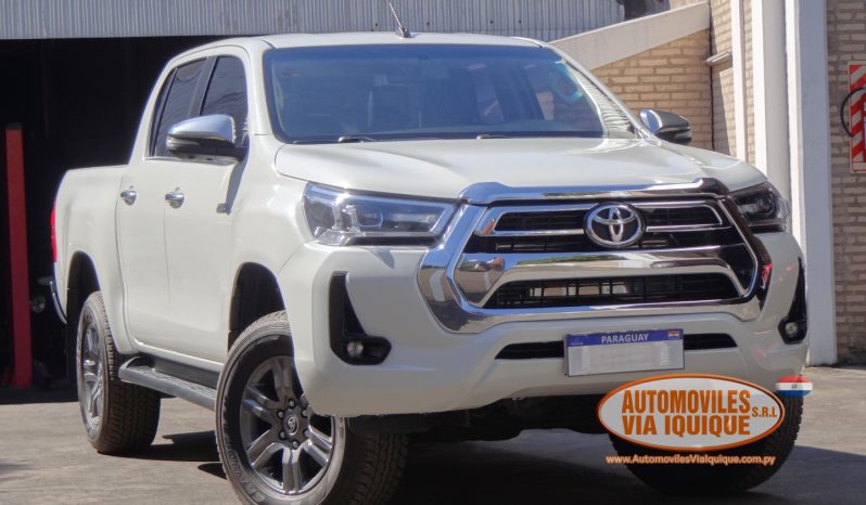 
								TOYOTA HILUX SRV AÑO 2022 full									