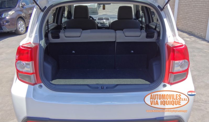 
								TOYOTA IST AÑO 2007 full									