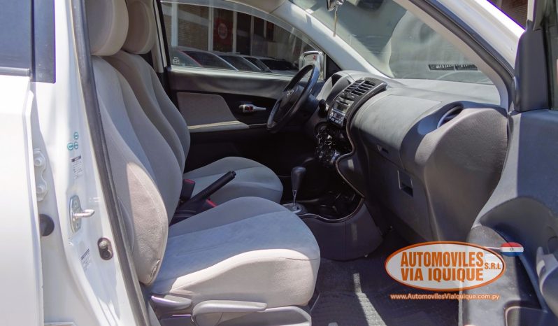 
								TOYOTA IST AÑO 2007 full									