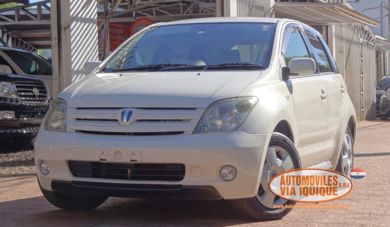 
								TOYOTA IST AÑO 2004 full									