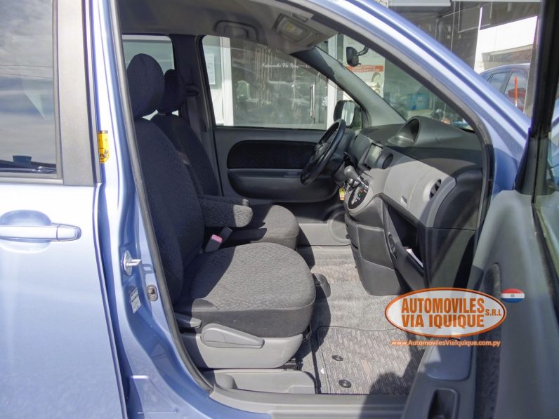 
								TOYOTA SIENTA AÑO 2014 full									