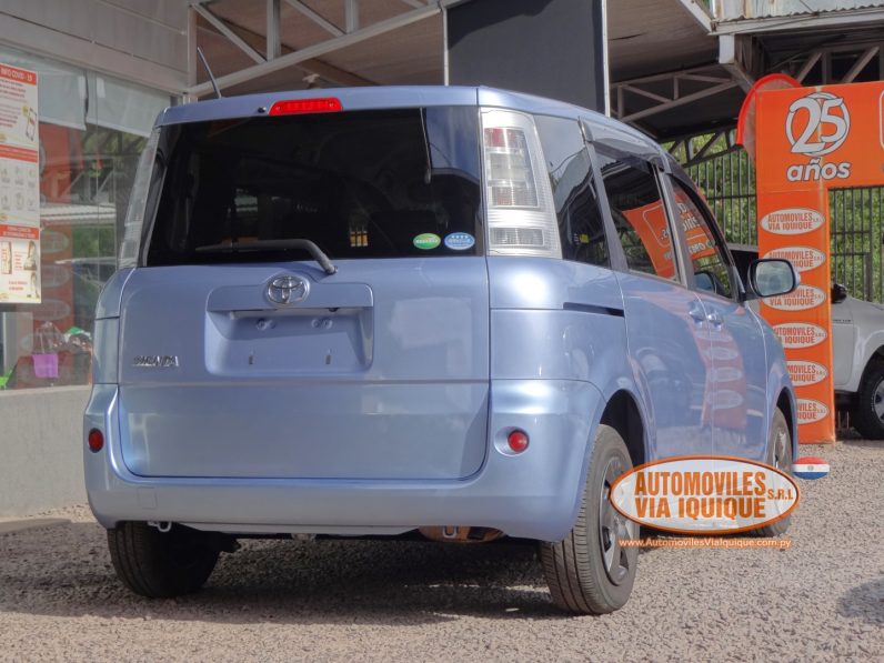 
								TOYOTA SIENTA AÑO 2014 full									