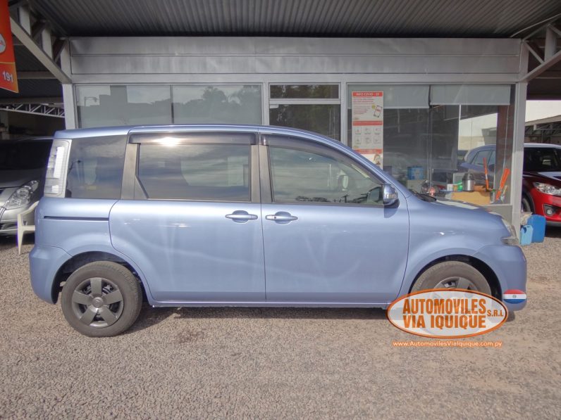 
								TOYOTA SIENTA AÑO 2014 full									