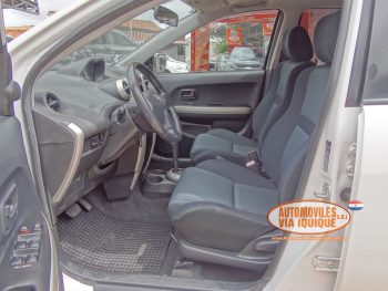TOYOTA IST AÑO 2006