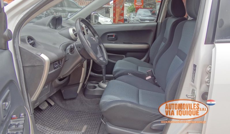 
								TOYOTA IST AÑO 2006 full									