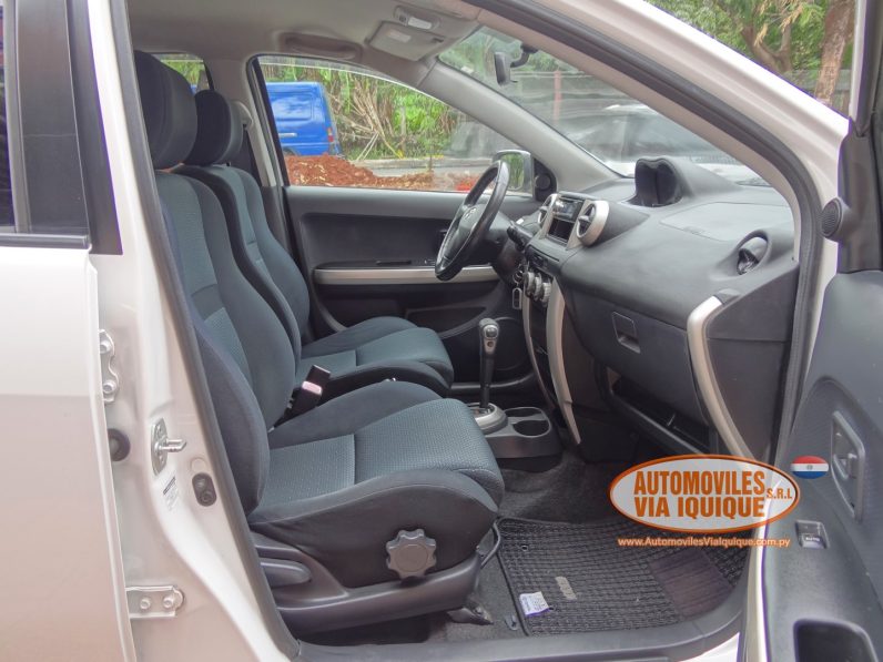 
								TOYOTA IST AÑO 2006 full									