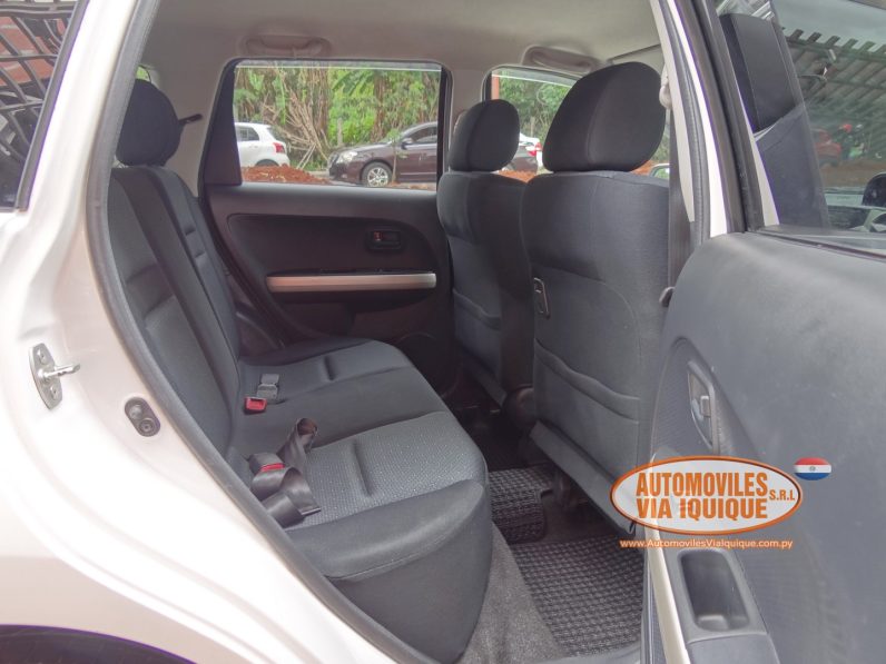 
								TOYOTA IST AÑO 2006 full									