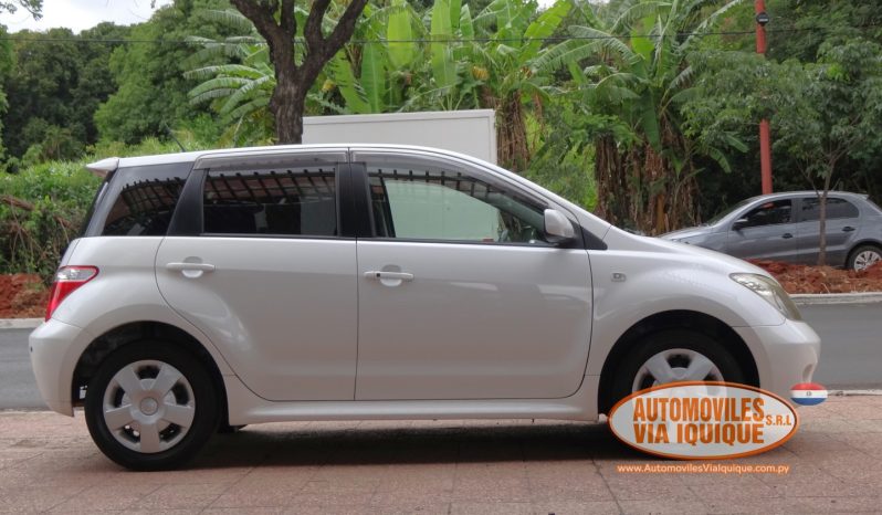 
								TOYOTA IST AÑO 2006 full									