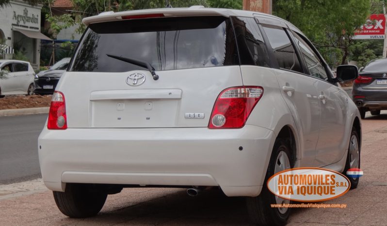 
								TOYOTA IST AÑO 2006 full									