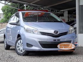 TOYOTA VITZ 2013