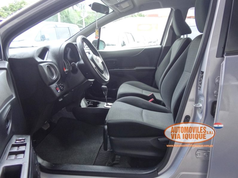 
								TOYOTA VITZ 2013 full									