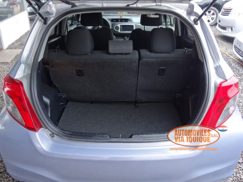 
								TOYOTA VITZ 2013 full									