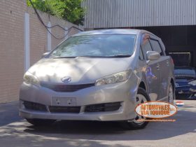 TOYOTA WISH AÑO 2011