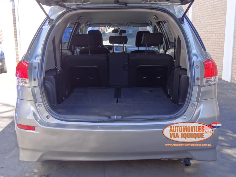 
								TOYOTA WISH AÑO 2011 full									