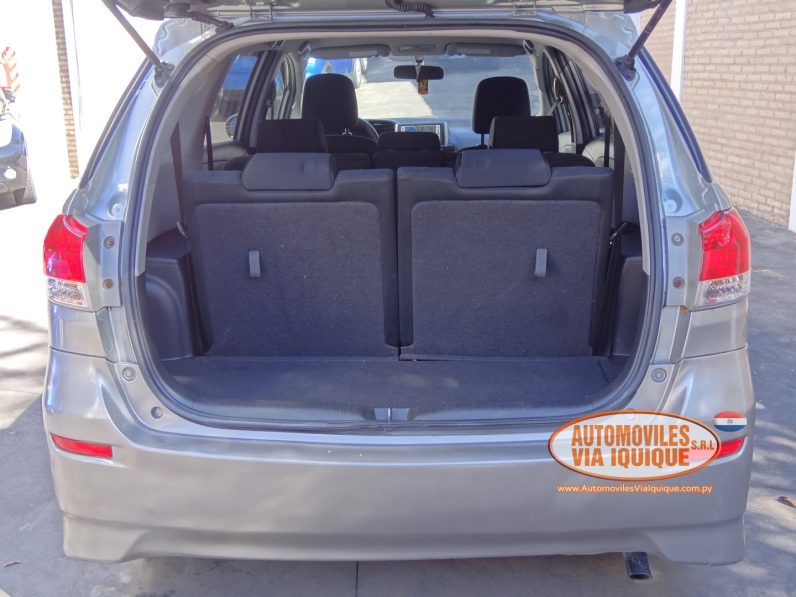 
								TOYOTA WISH AÑO 2011 full									
