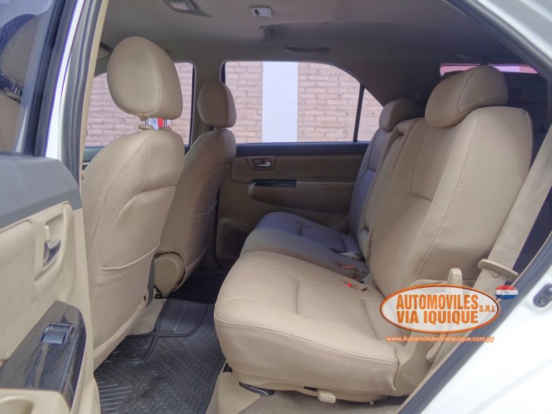 
								TOYOTA FORTUNER AÑO 2014 full									
