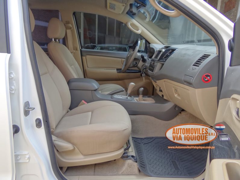 
								TOYOTA FORTUNER AÑO 2014 full									
