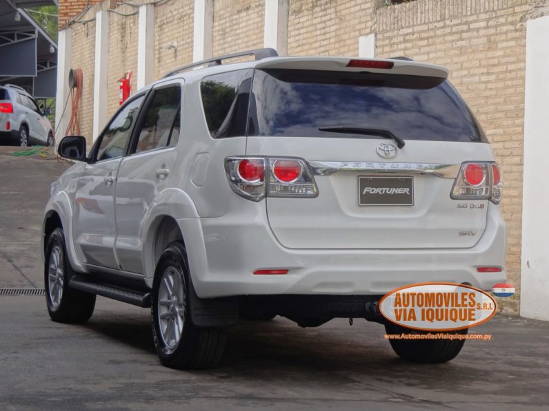 
								TOYOTA FORTUNER AÑO 2014 full									