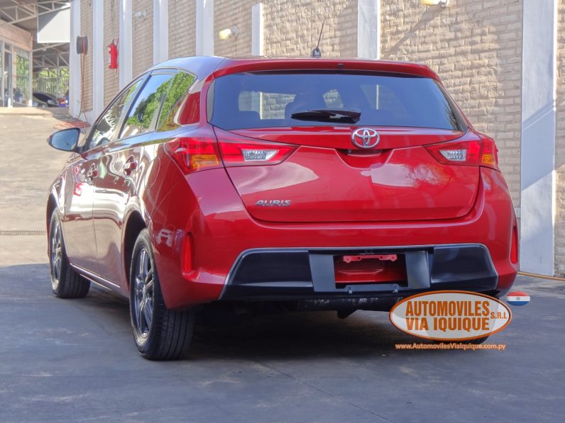 
								TOYOTA AURIS AÑO 2012 full									