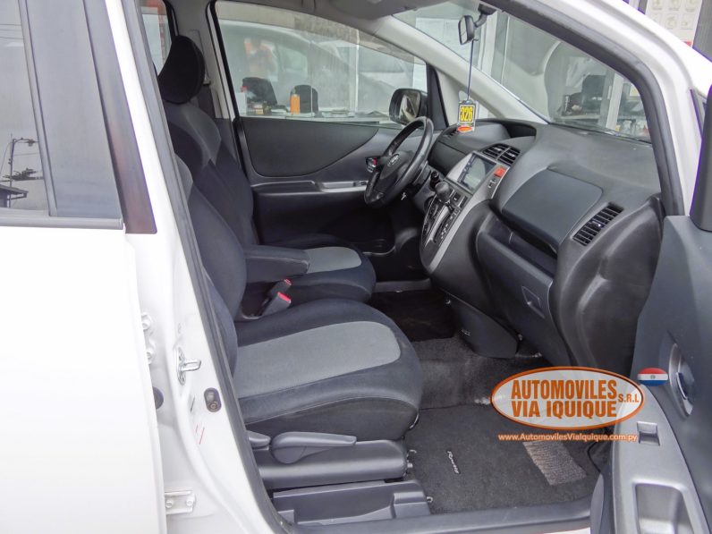 
								TOYOTA RACTIS AÑO 2005 full									
