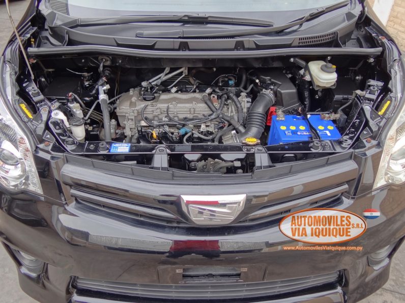 
								TOYOTA NOAH AÑO 2010 full									