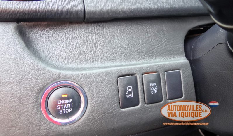 
								TOYOTA NOAH AÑO 2010 full									