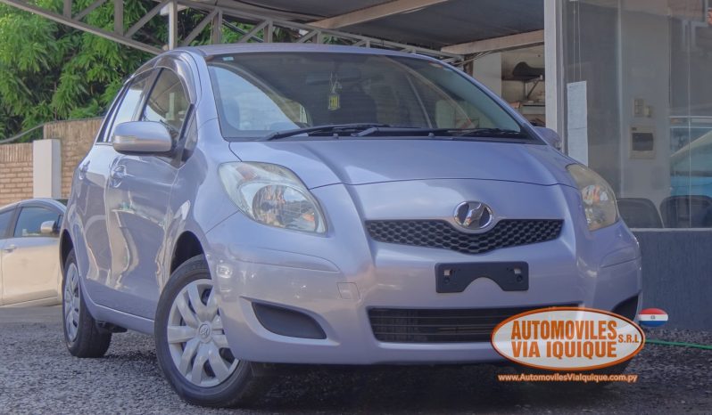 
								TOYOTA VITZ AÑO 2010 full									