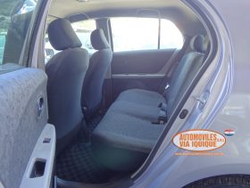 TOYOTA VITZ AÑO 2010