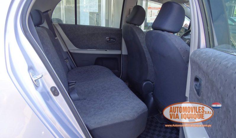 
								TOYOTA VITZ AÑO 2010 full									